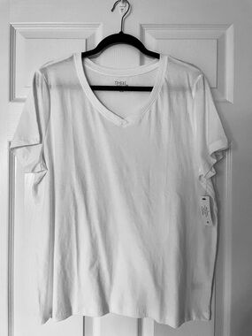 Time and Tru White 100% cotton  V-Neck Tee | Soft Lightweight Short Sleeve